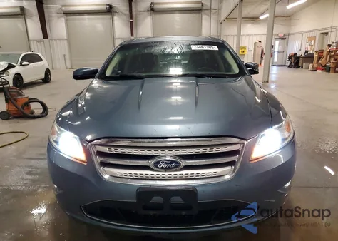 2010 Ford Taurus Sho z USA, uszkodzony, nr VIN 1FAHP2KT4AG101011